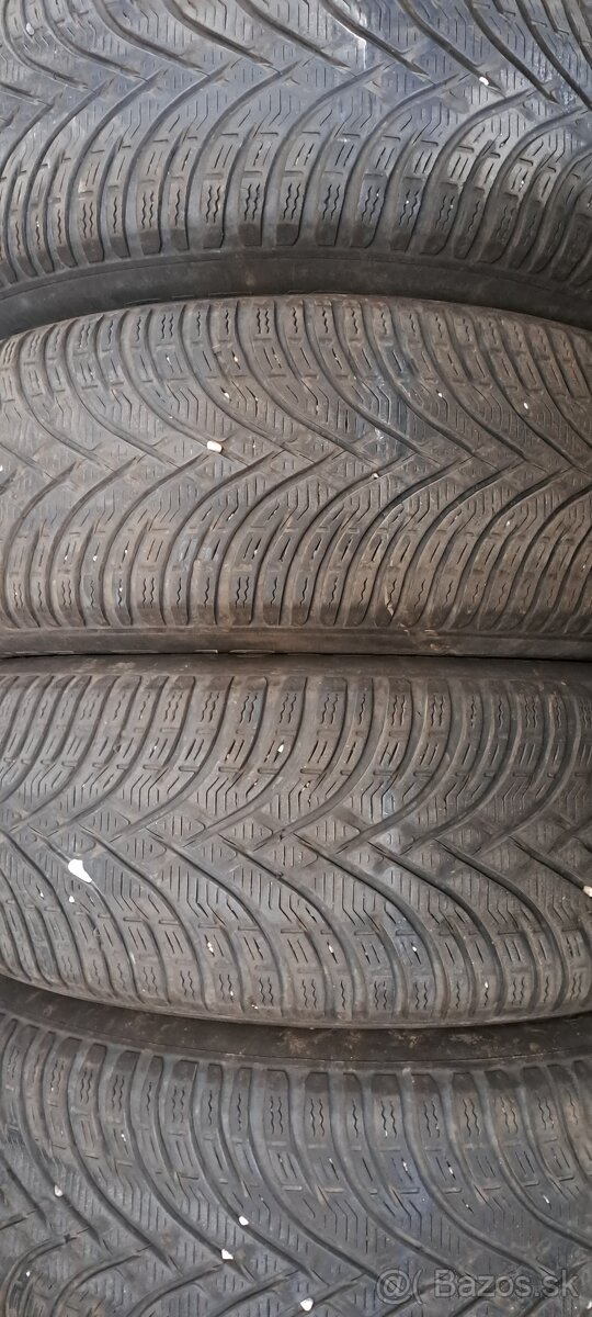 Predám zimný set Dacia Duster 16"-5x114.3+215/65r16