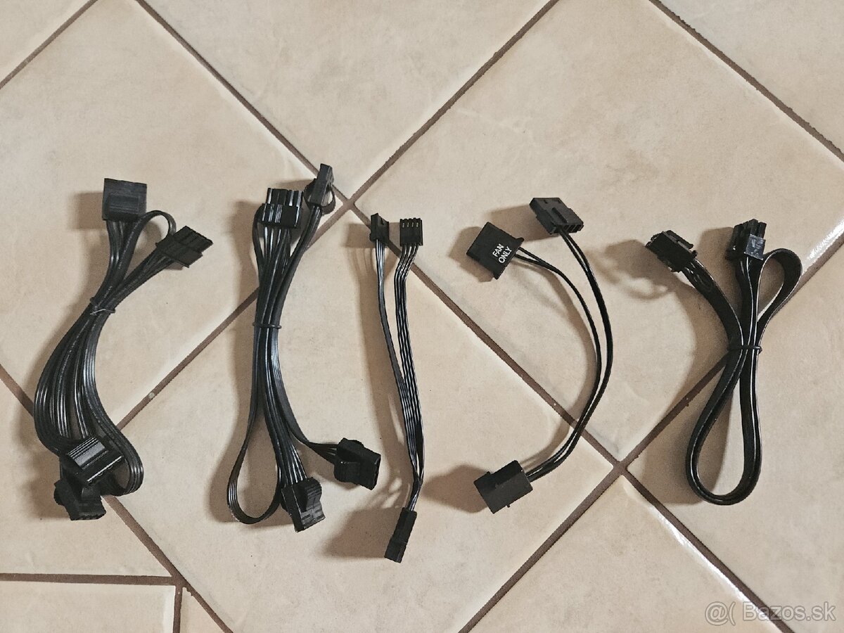 Kable z Corsair zdroja asi HX