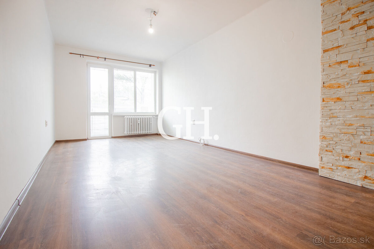 IDEÁLNY 2-IZBOVÝ BYT – LOGGIA , DVE PIVNICE A PERFEKTNÁ LOKA