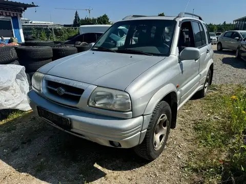 Suzuki Grand Vitara 2.5 V6 benzin 2000