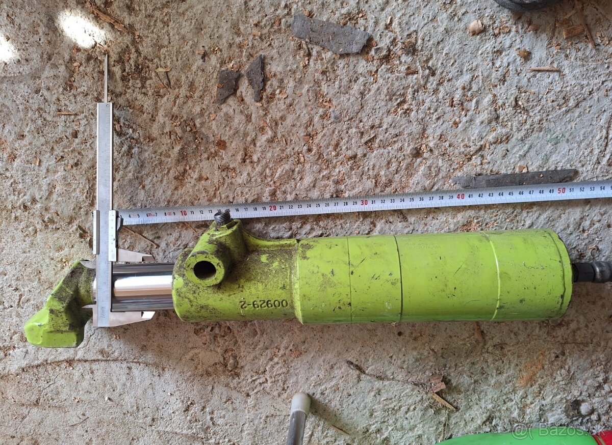 Hydraulicky valec