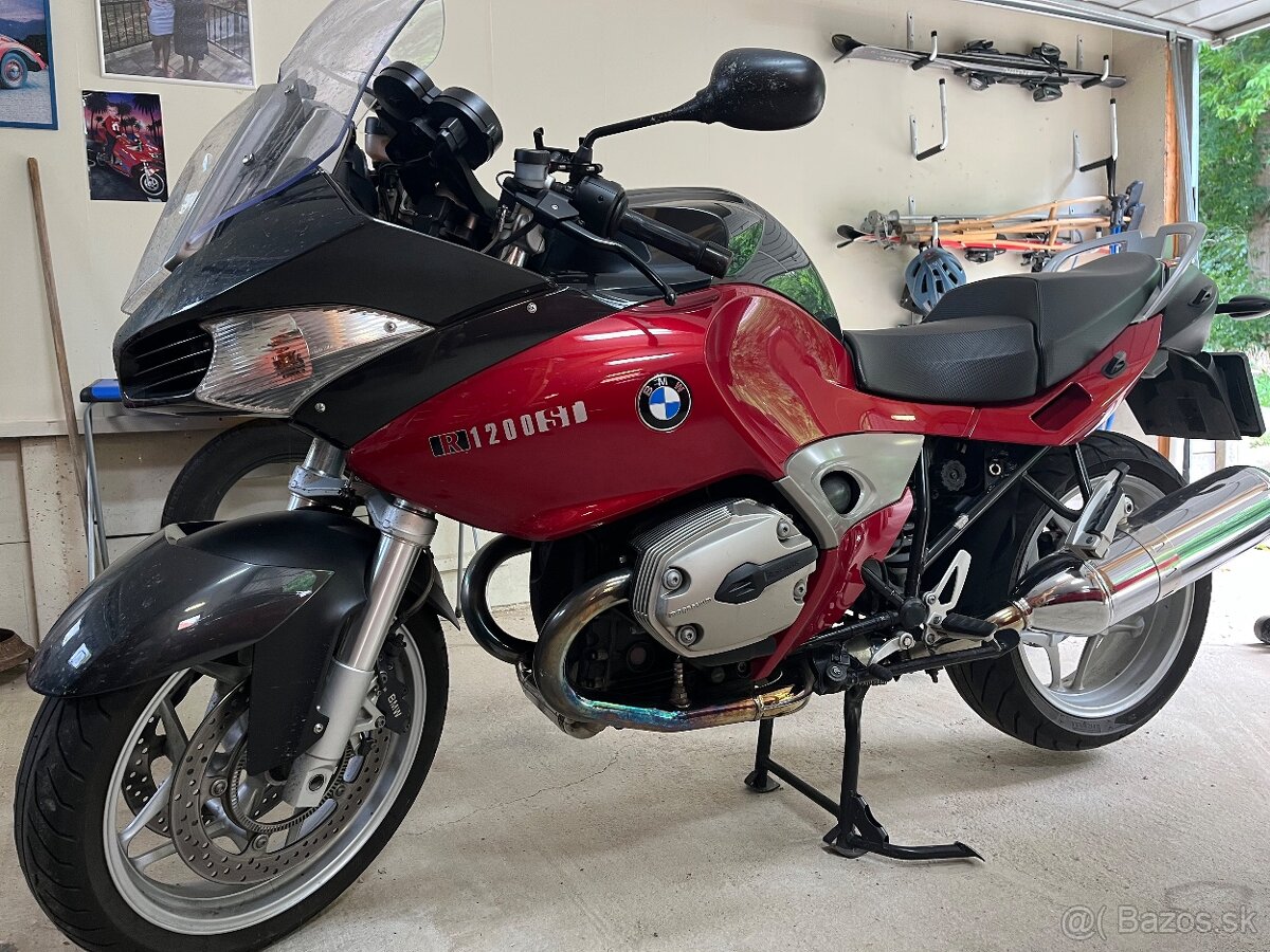 BMW R1200ST