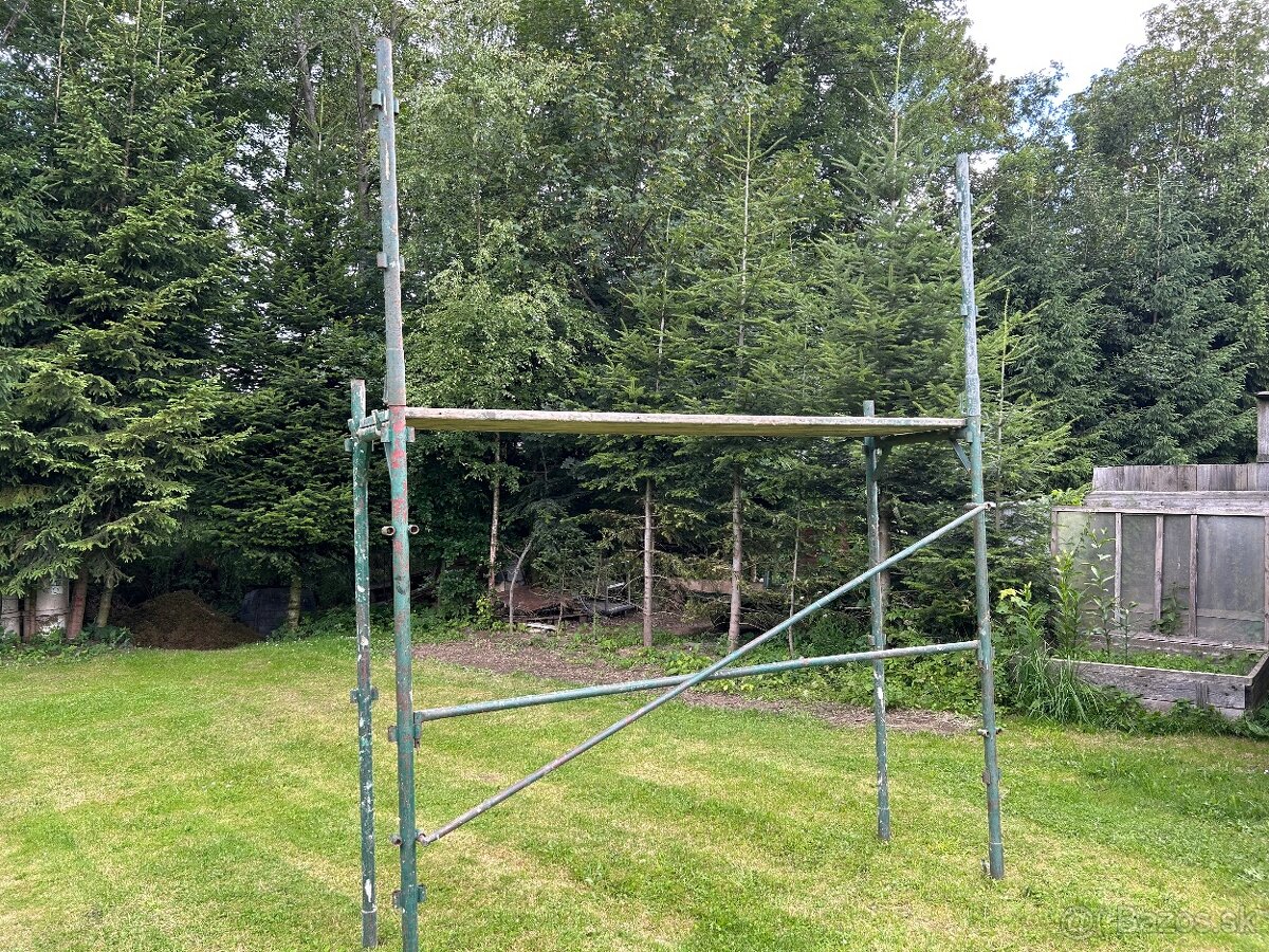 Stavebné lesenie