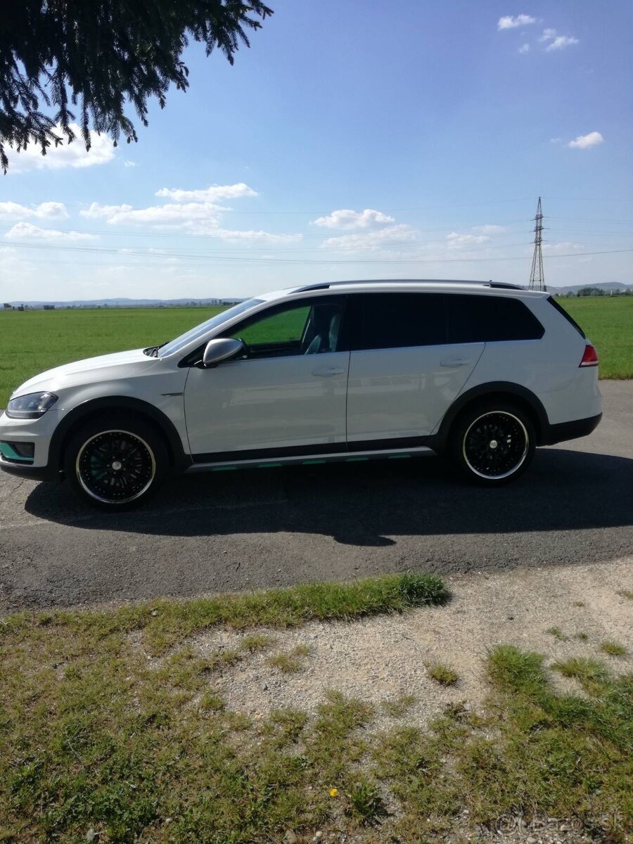 Golf Alltrack