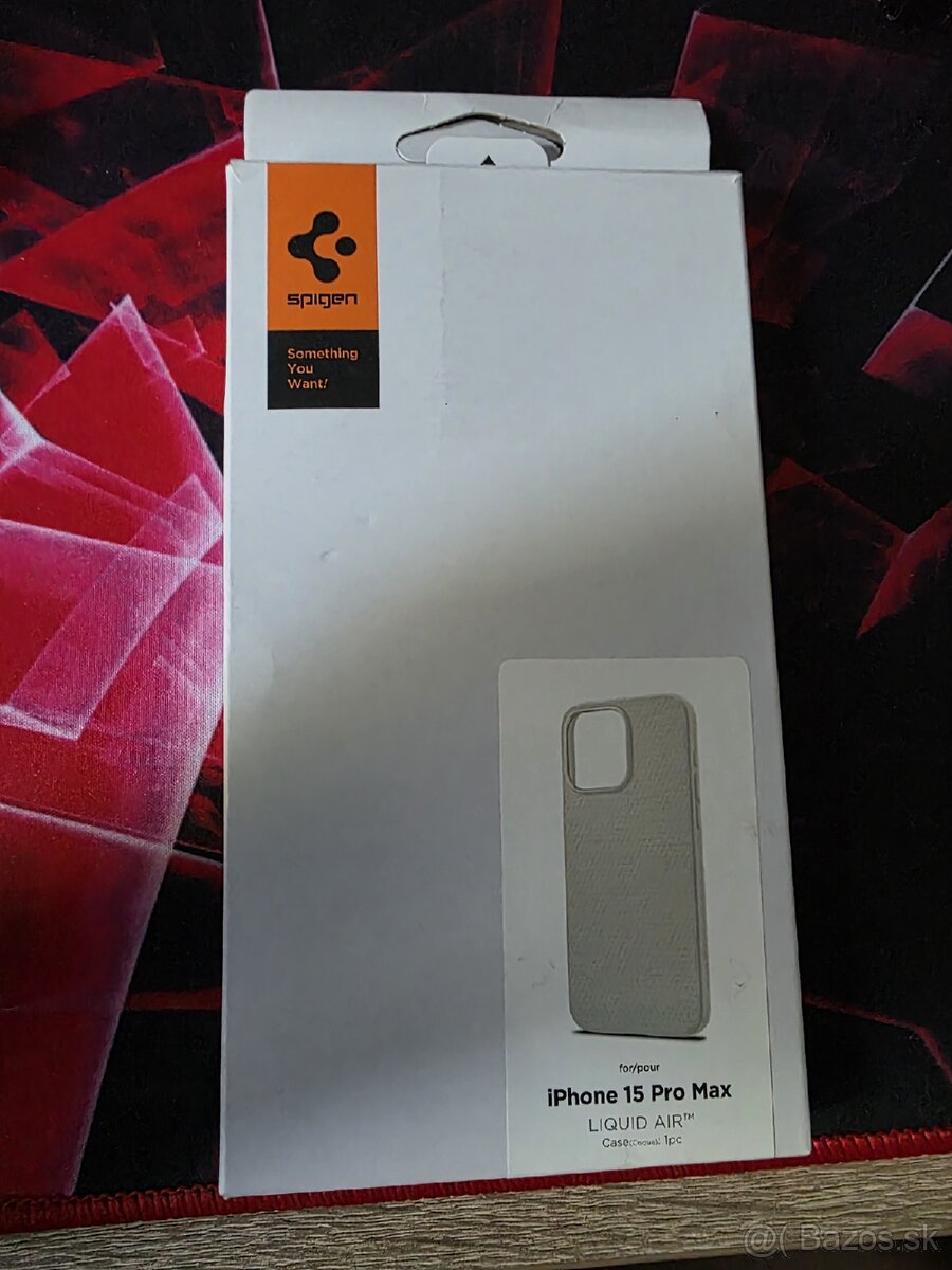 Kryt Spigen pre iPhone 15 Pro Max - nepouzivany