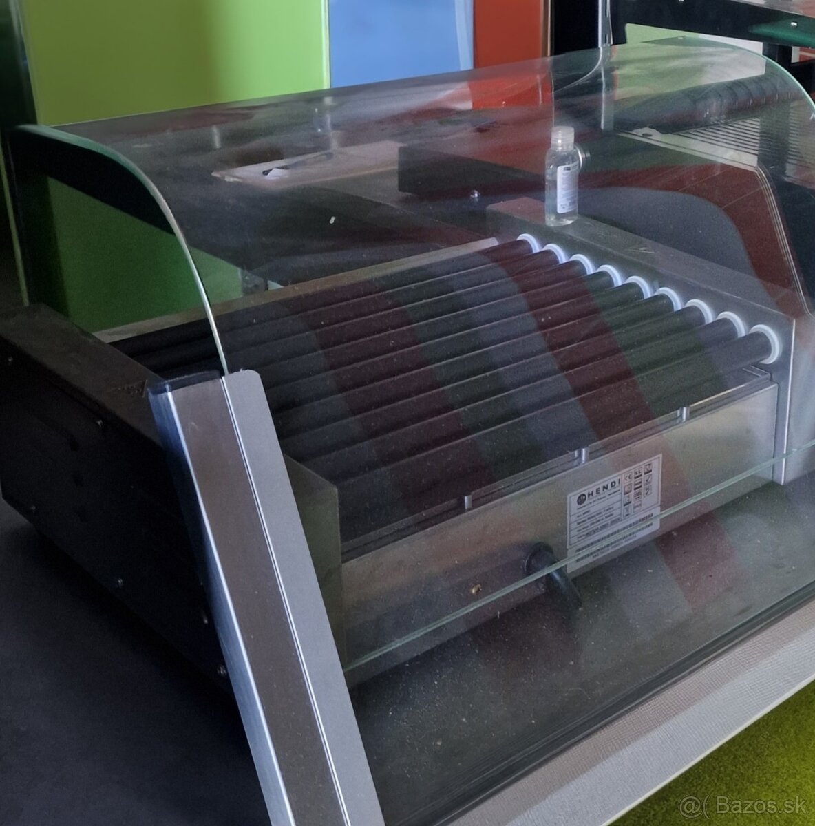 Automat na hot dog ohrievac parkov