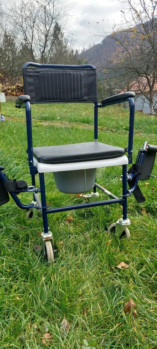 Predám toaletný vozik nový