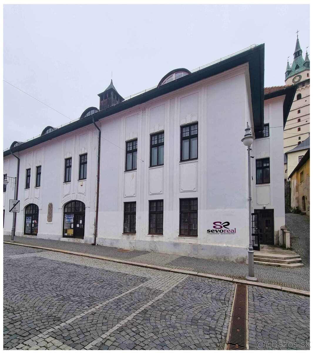 HISTORICKÁ BUDOVA, PREVÁDZKOVÝ DOM, CENTRUM, KREMNICa