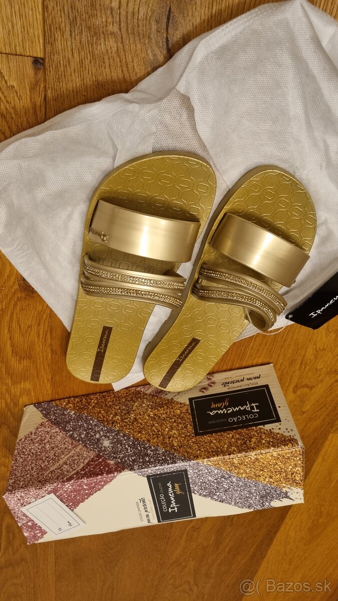 Ipanema zlaté šľapky nové s visačkou