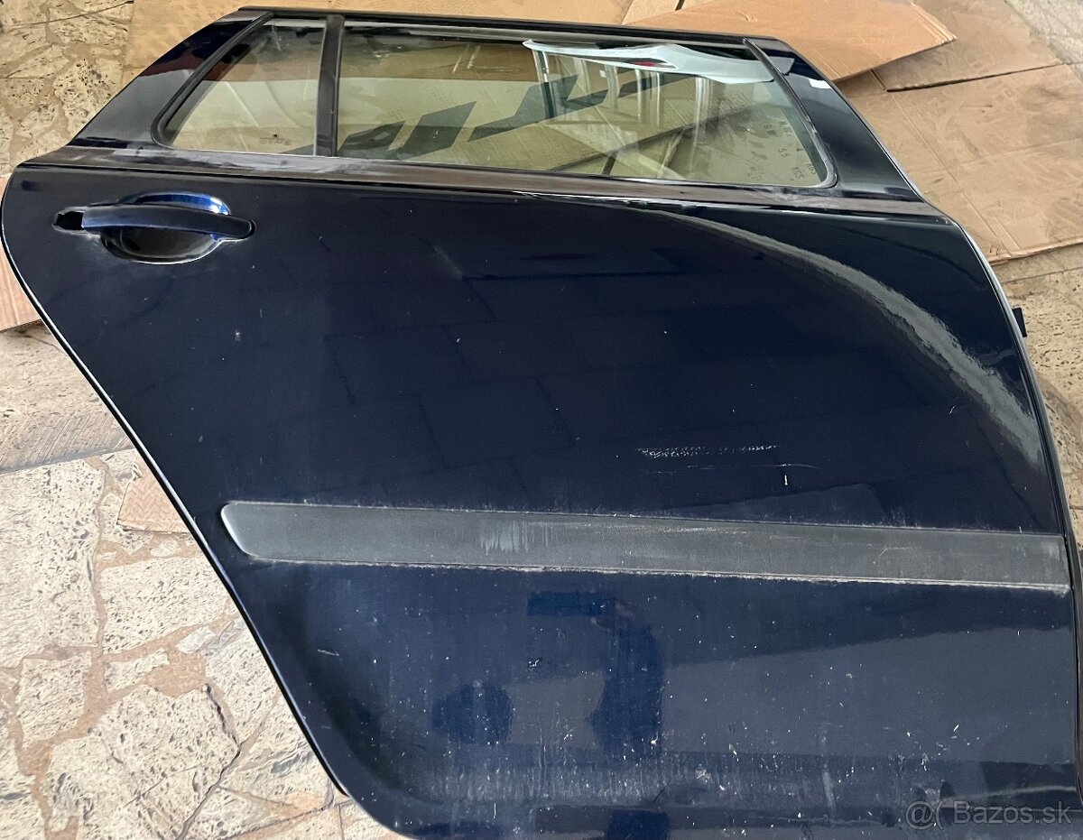 Dvere Octavia 2 Combi zadne prave