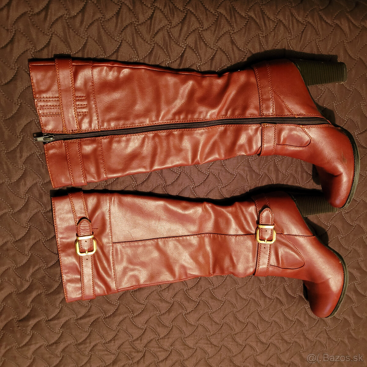 Predám dámske čižmy bordové