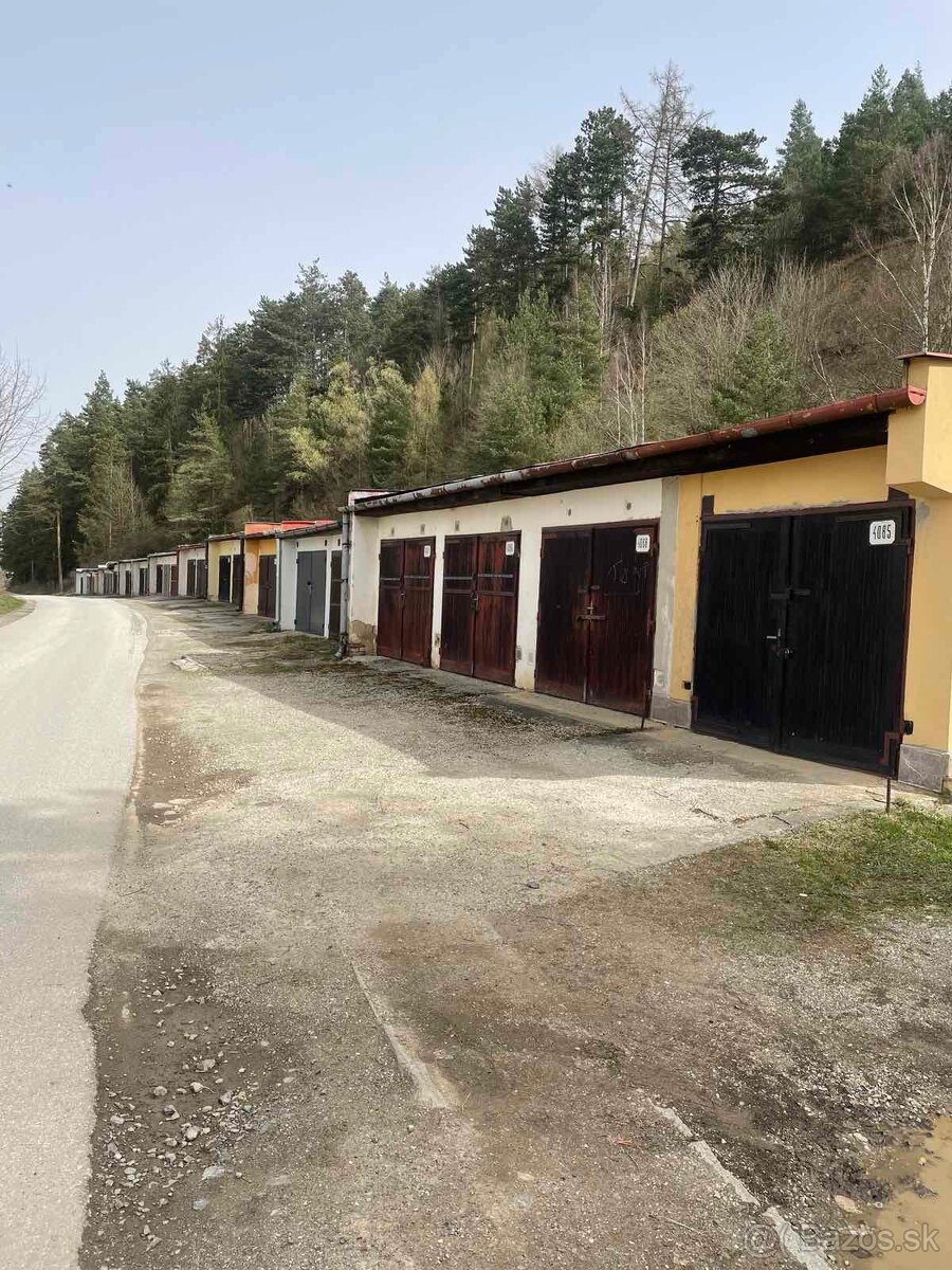 Predaj garáže v lokalite Kežmarok - Sever - Kameňolom