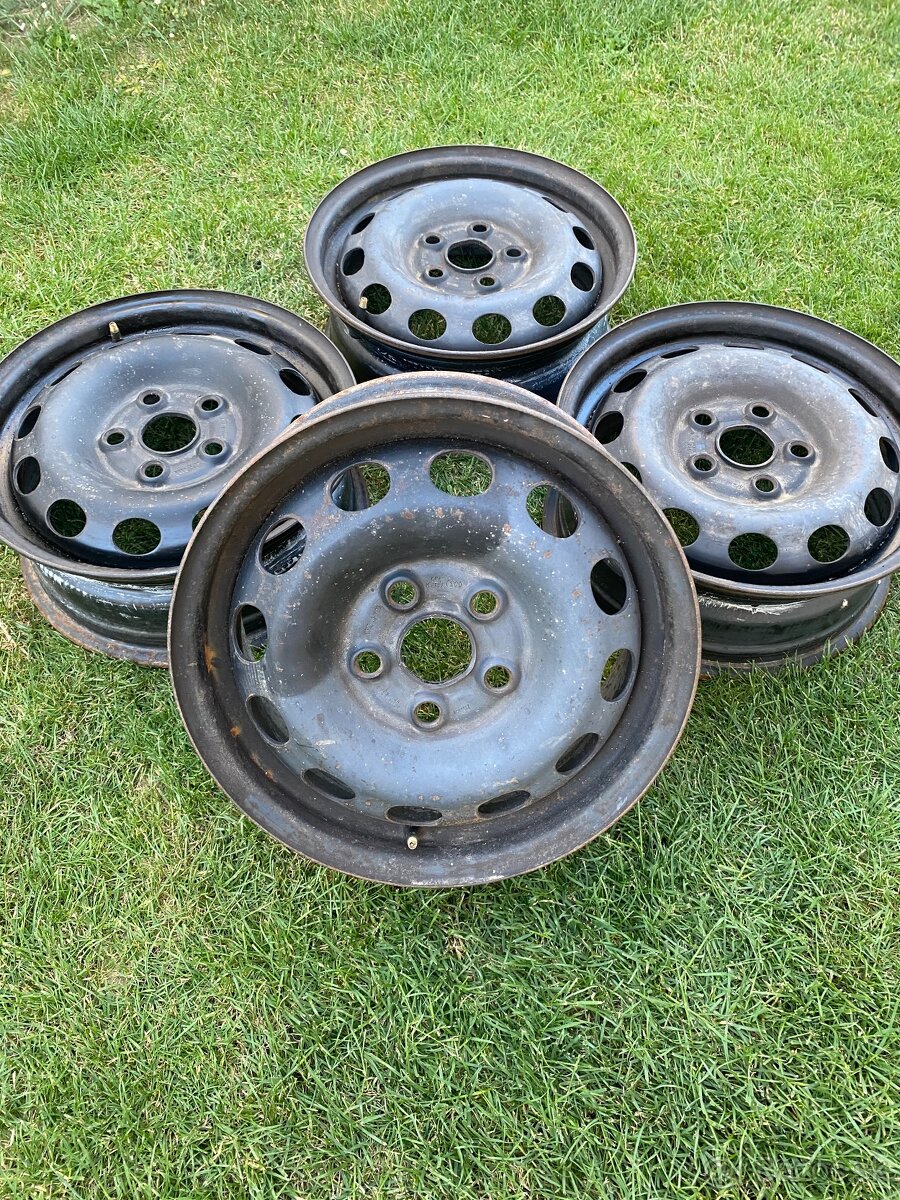 Plechové disky R15
