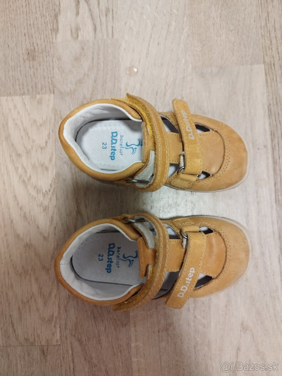 DD step barefood kožené sandale