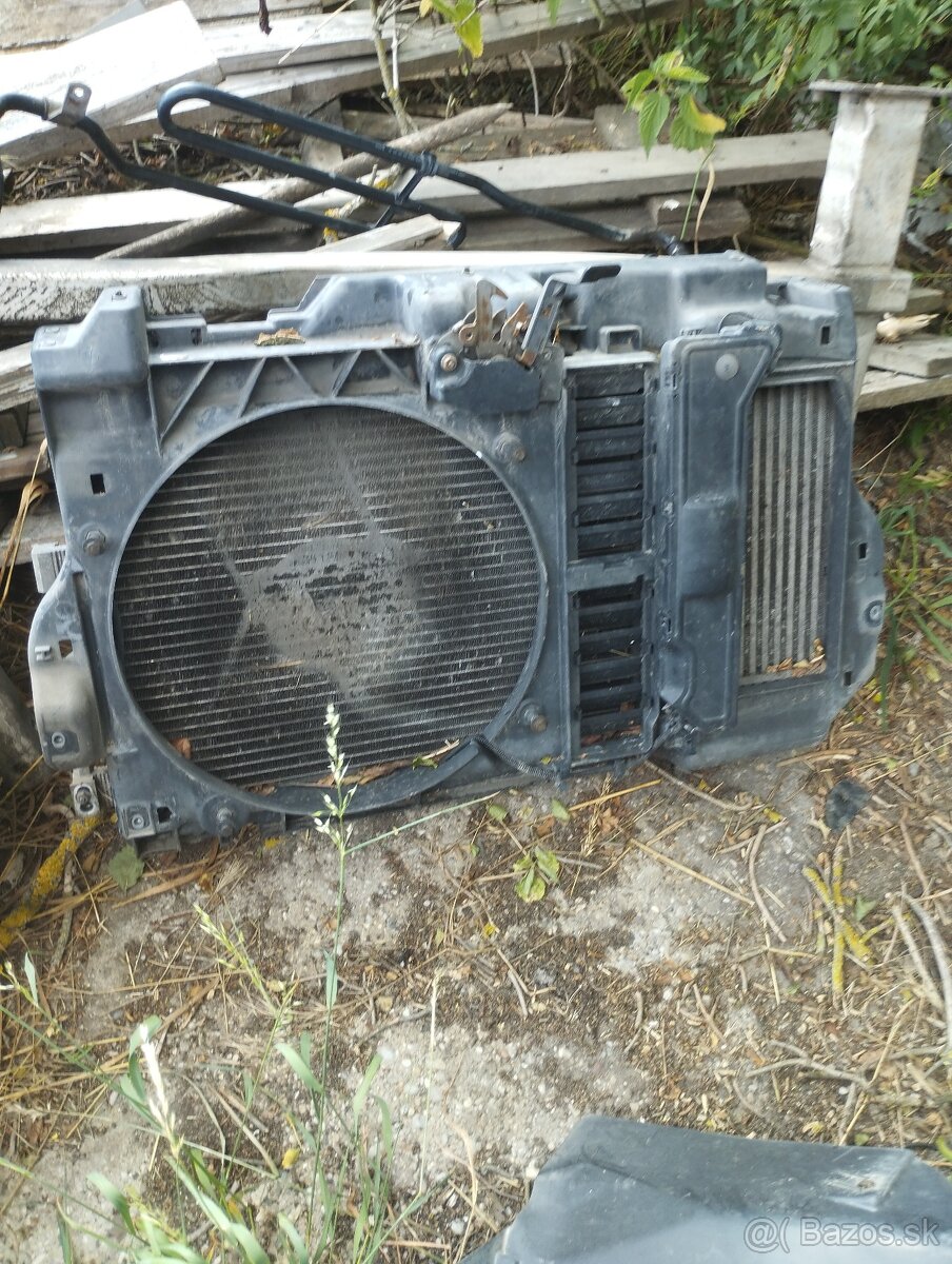 Predám chladicovu stenu Peugeot 407