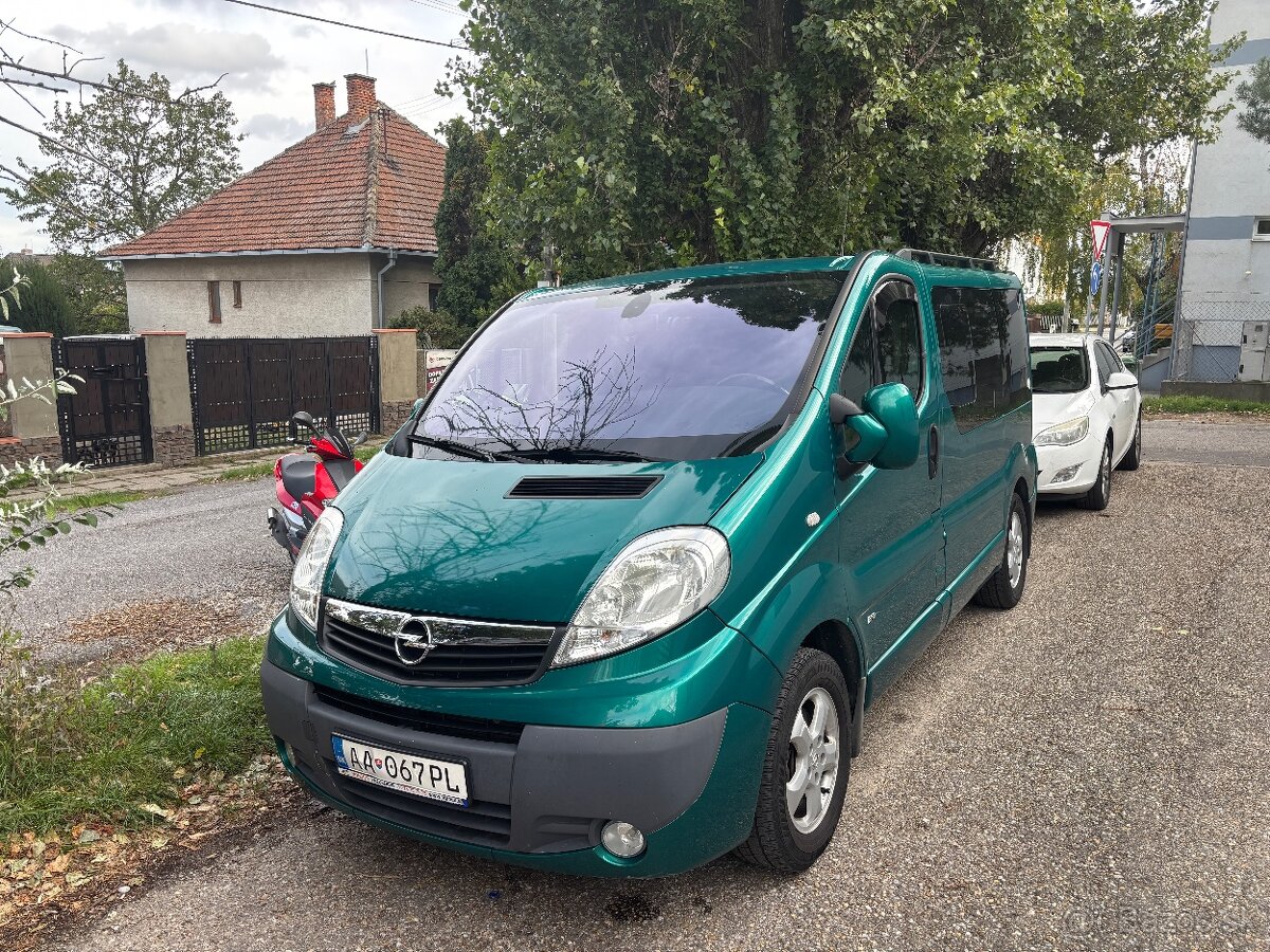 Opel vivaro life