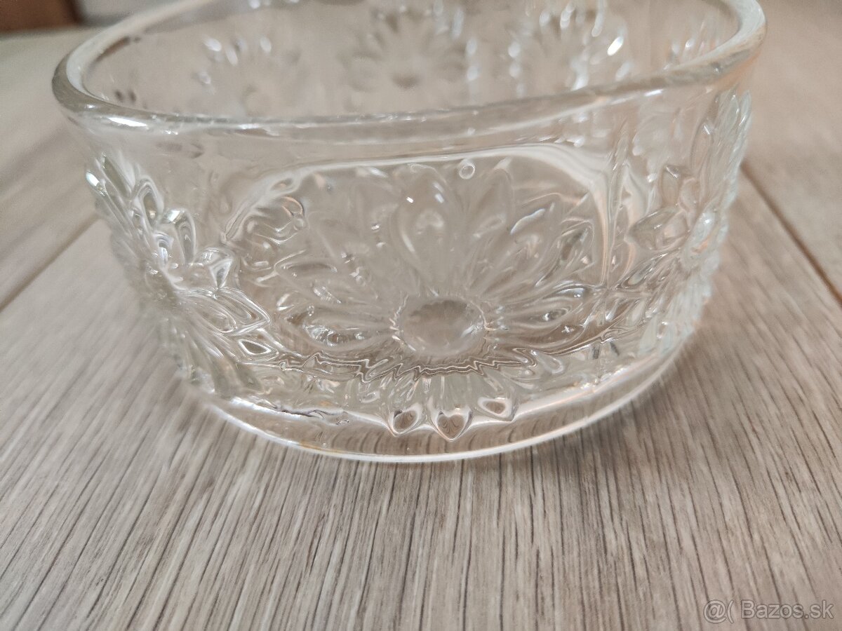 Miska - soubor KVĚTY, design R.Jurnikl 1971