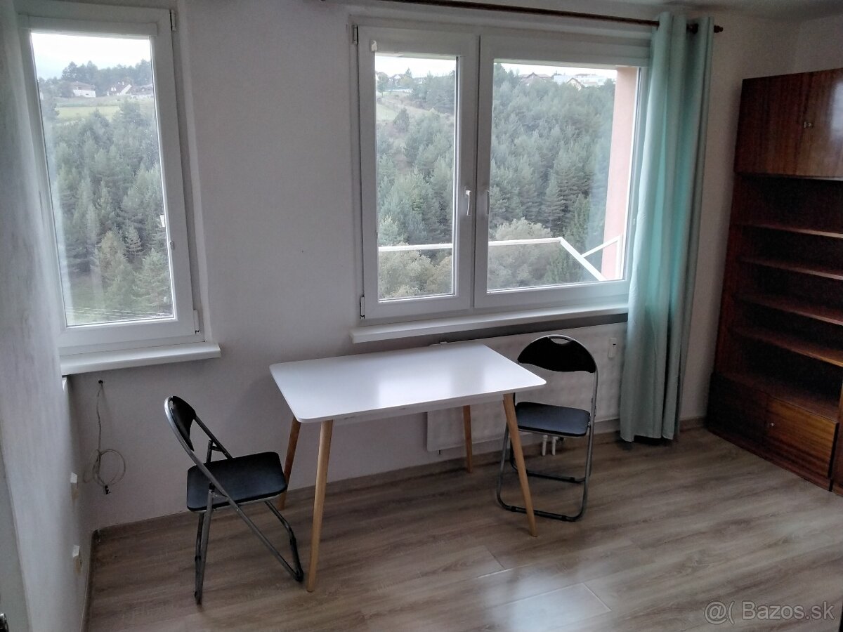 Prenájom od vlastníka 1 izbovy byt Banská Bystrica (Radvaň)