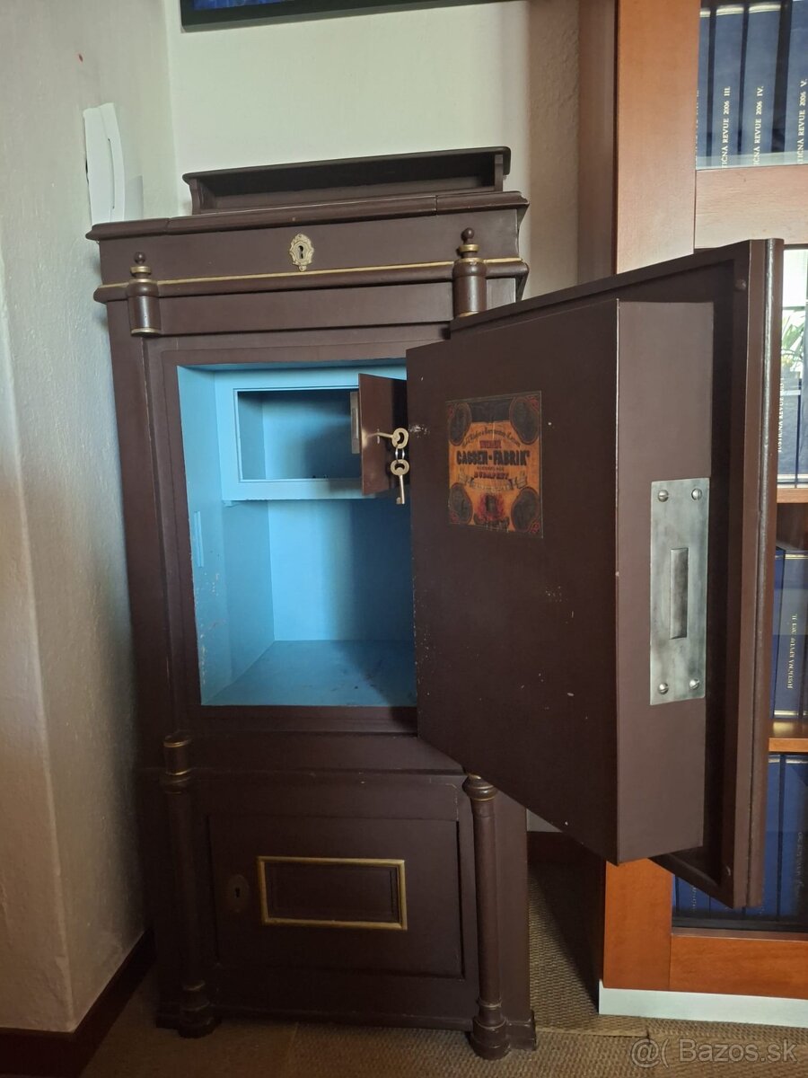 Dva historické masívne trezory z obdobia secesie