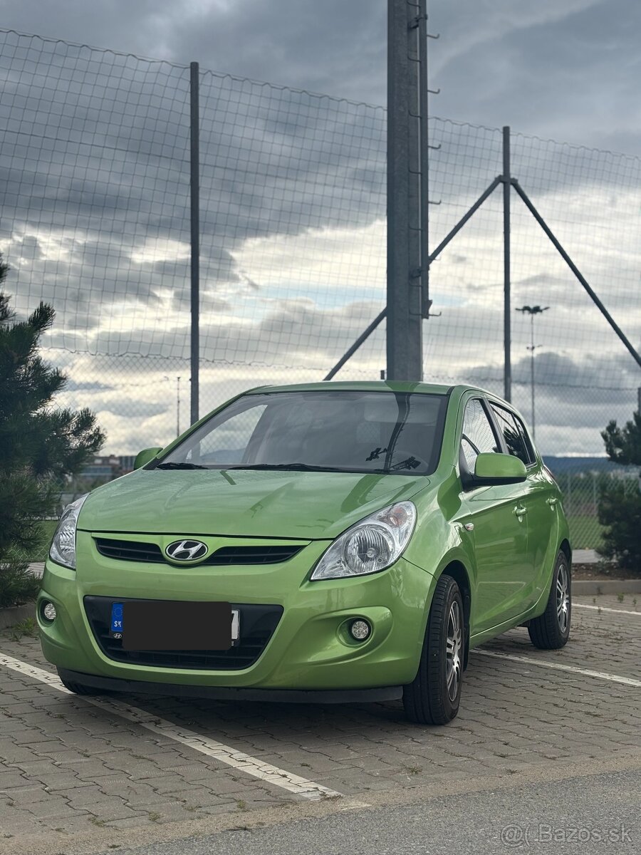 Hyundai i20