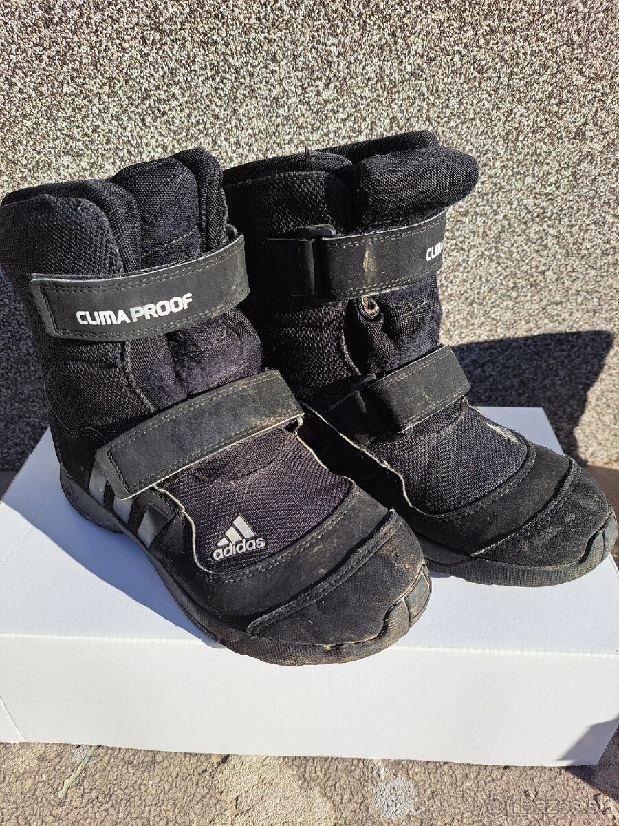 Adidas terrex čižmy č.33