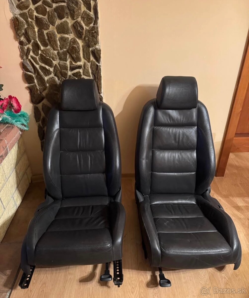 Kožené sedačky GOLF V GT