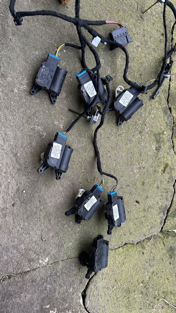 Predám motorceky kúrenia passat b6