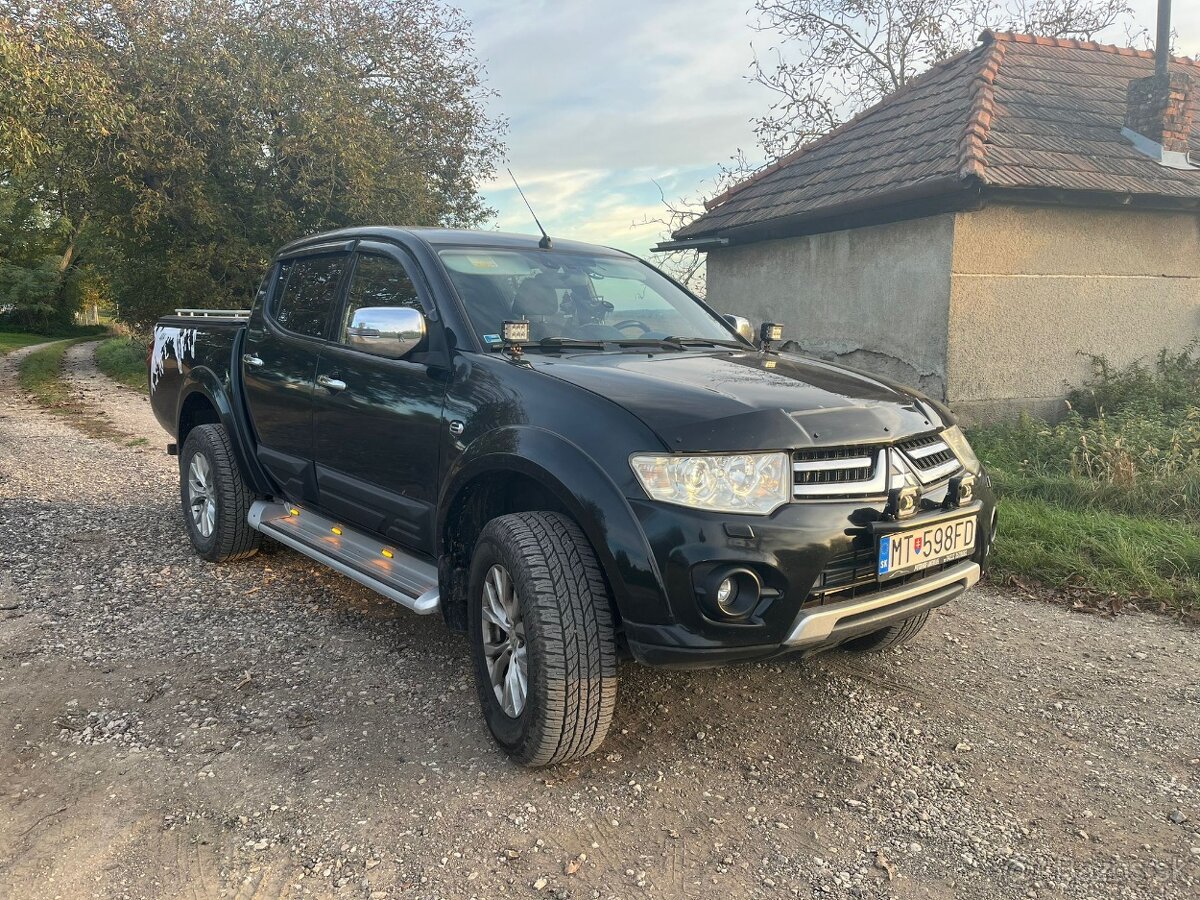 Mitsubishi l200