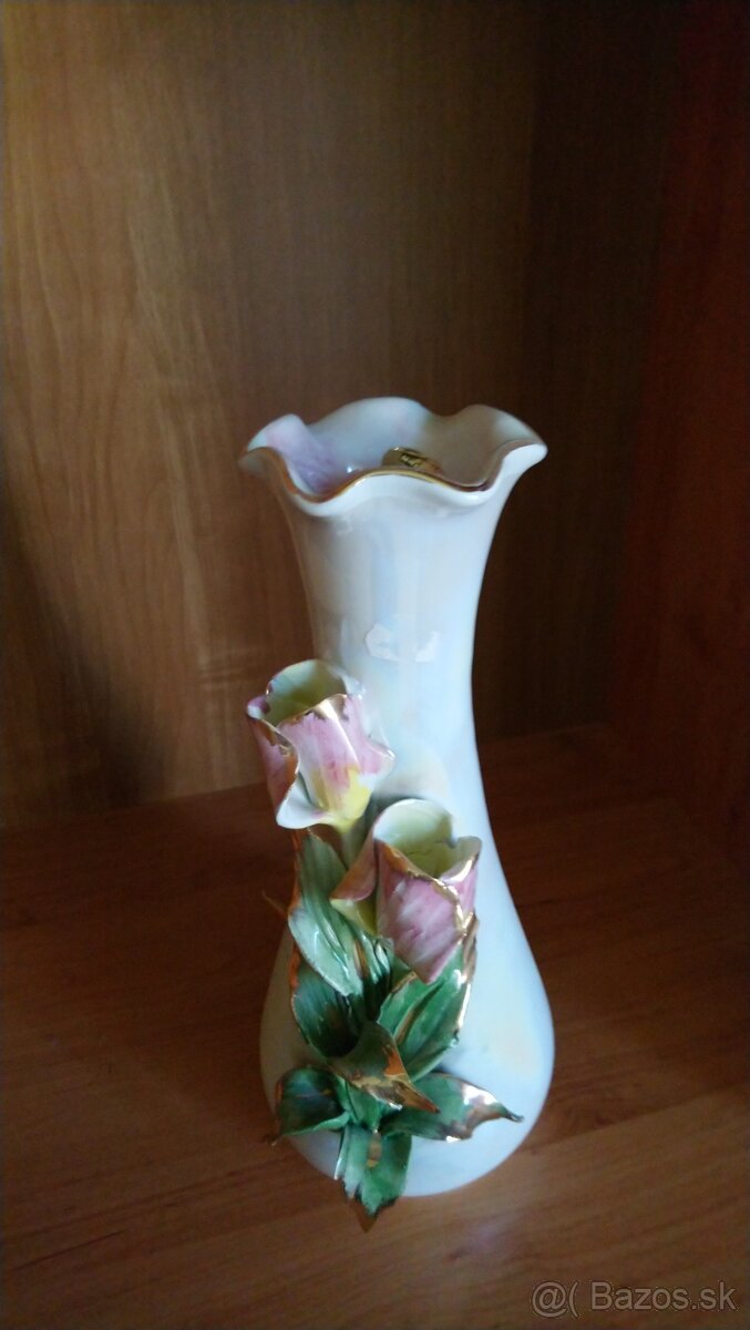 Porcelánová váza. Italia