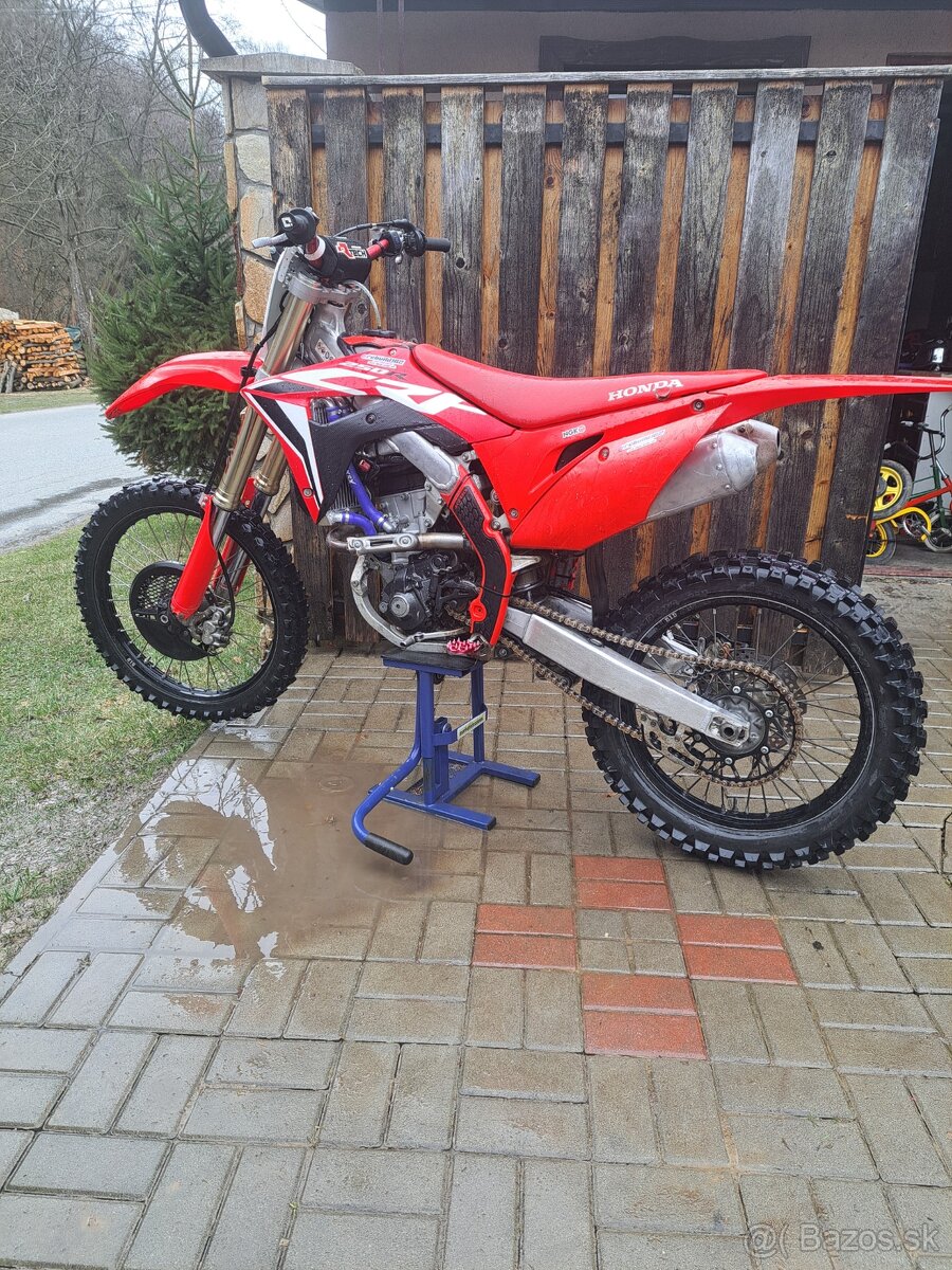 Predám Honda CRF250R 2021 po kompletnej generálke, top stav