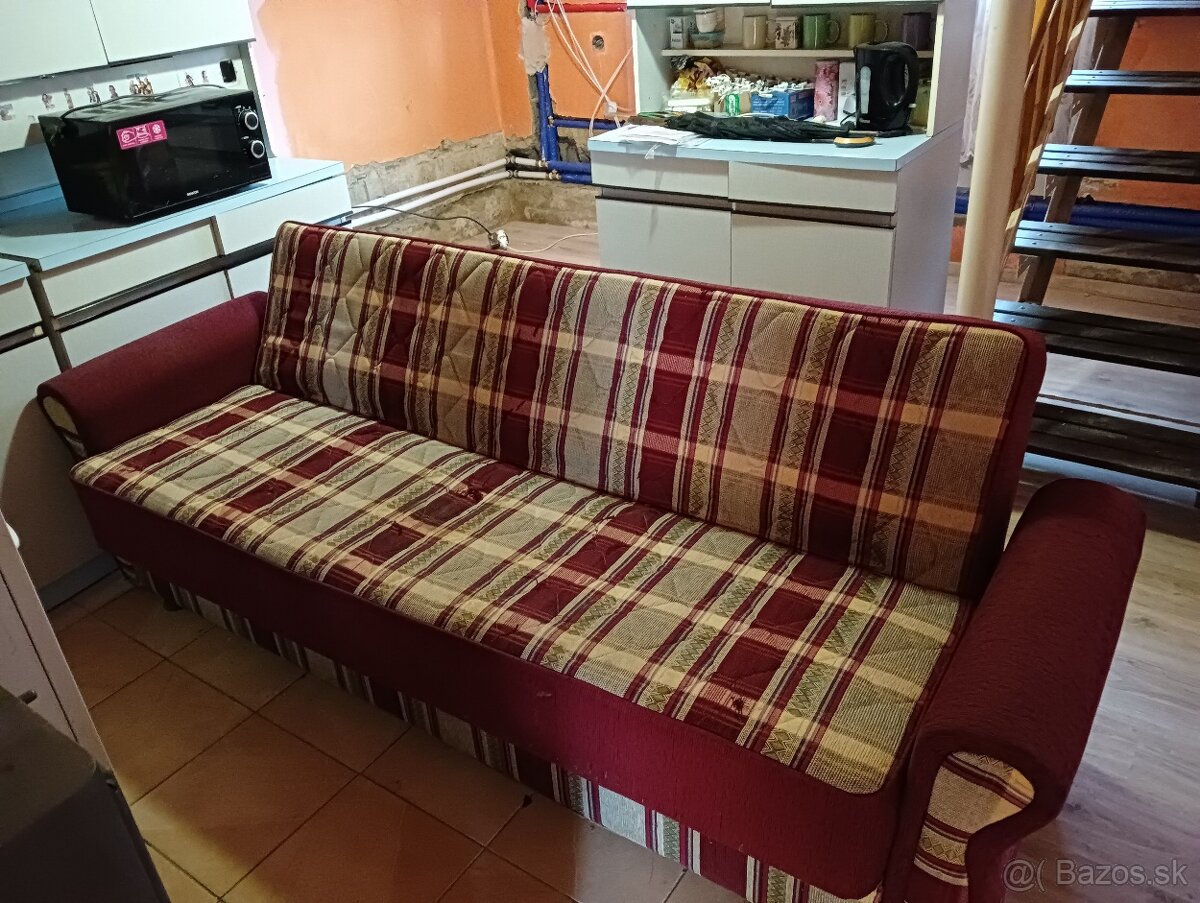 Rozkladacia pohovka