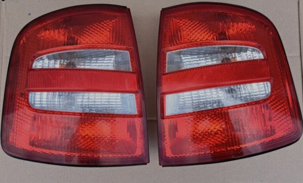 Zadne svetla Fabia 1
