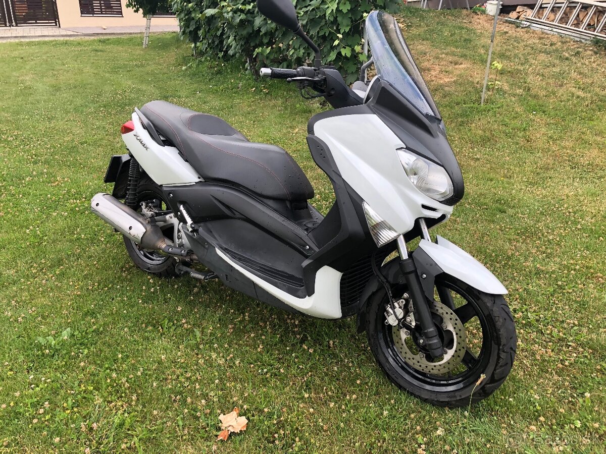 Predám Yamaha x max 250