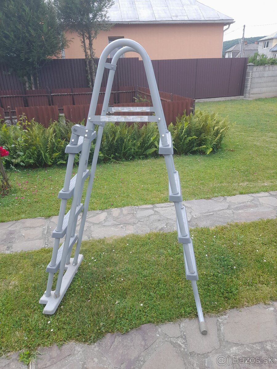 Predám rebrik k bazenu