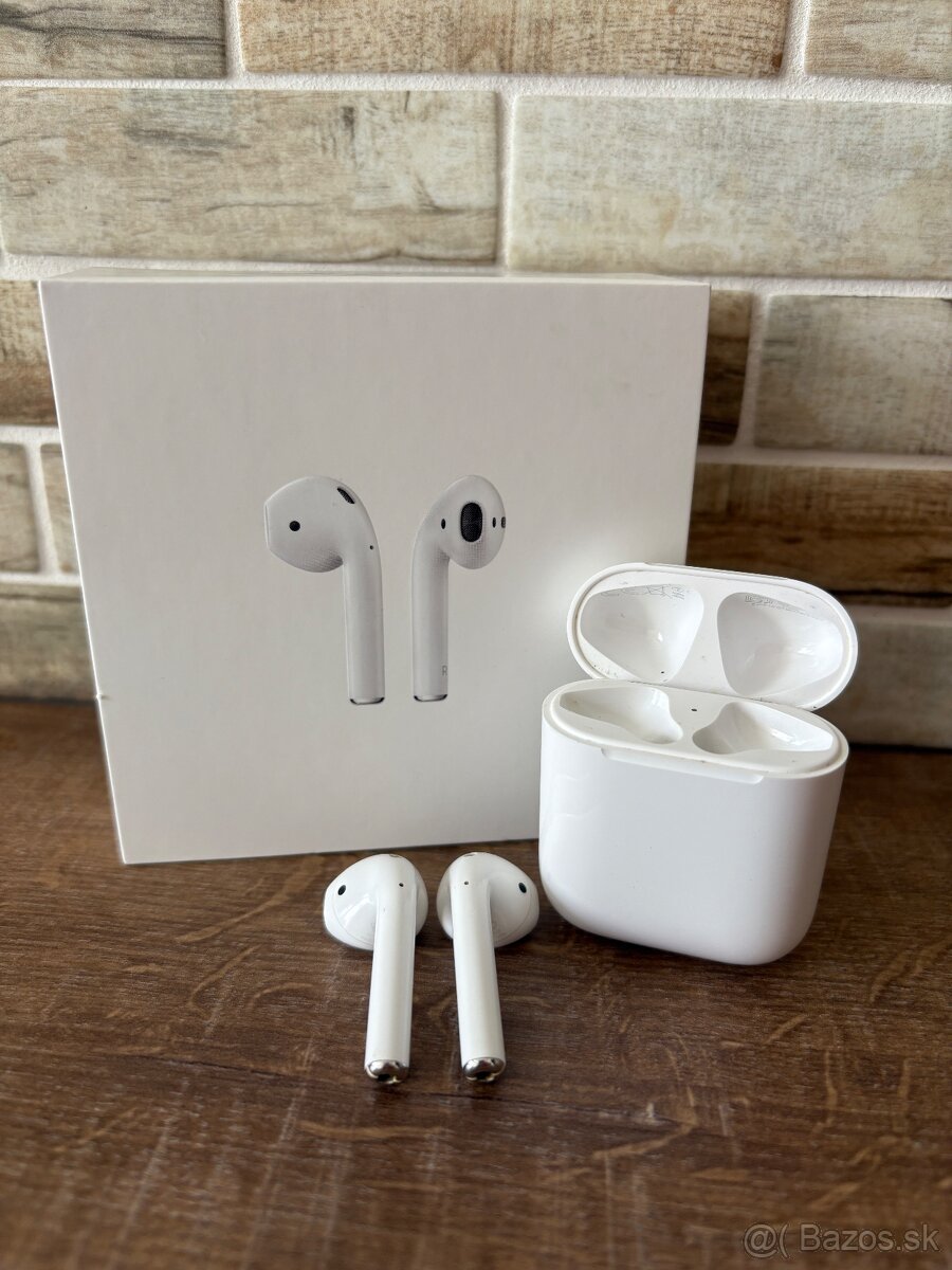 AirPods (2019)