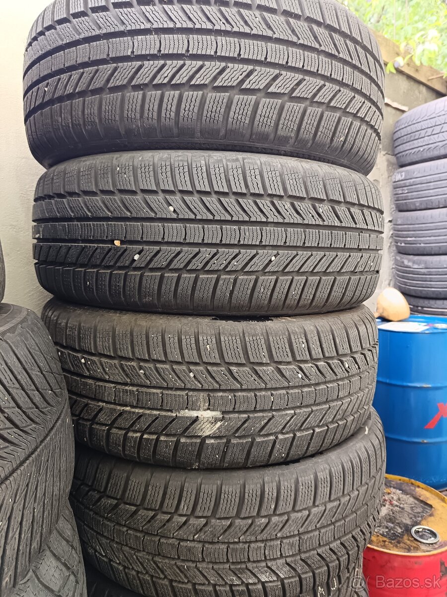235/50 R18 Continental zimné