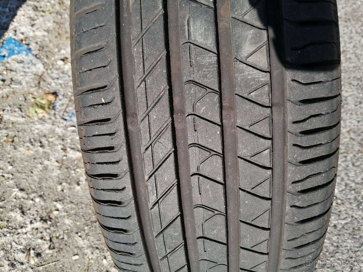 Predám 4ks letné pneumatiky 205/55r16 91V Barum