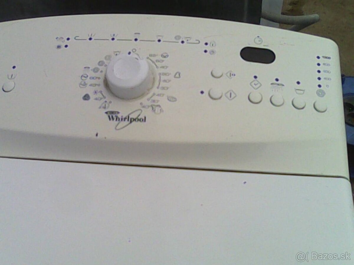 Pračka whirlpool