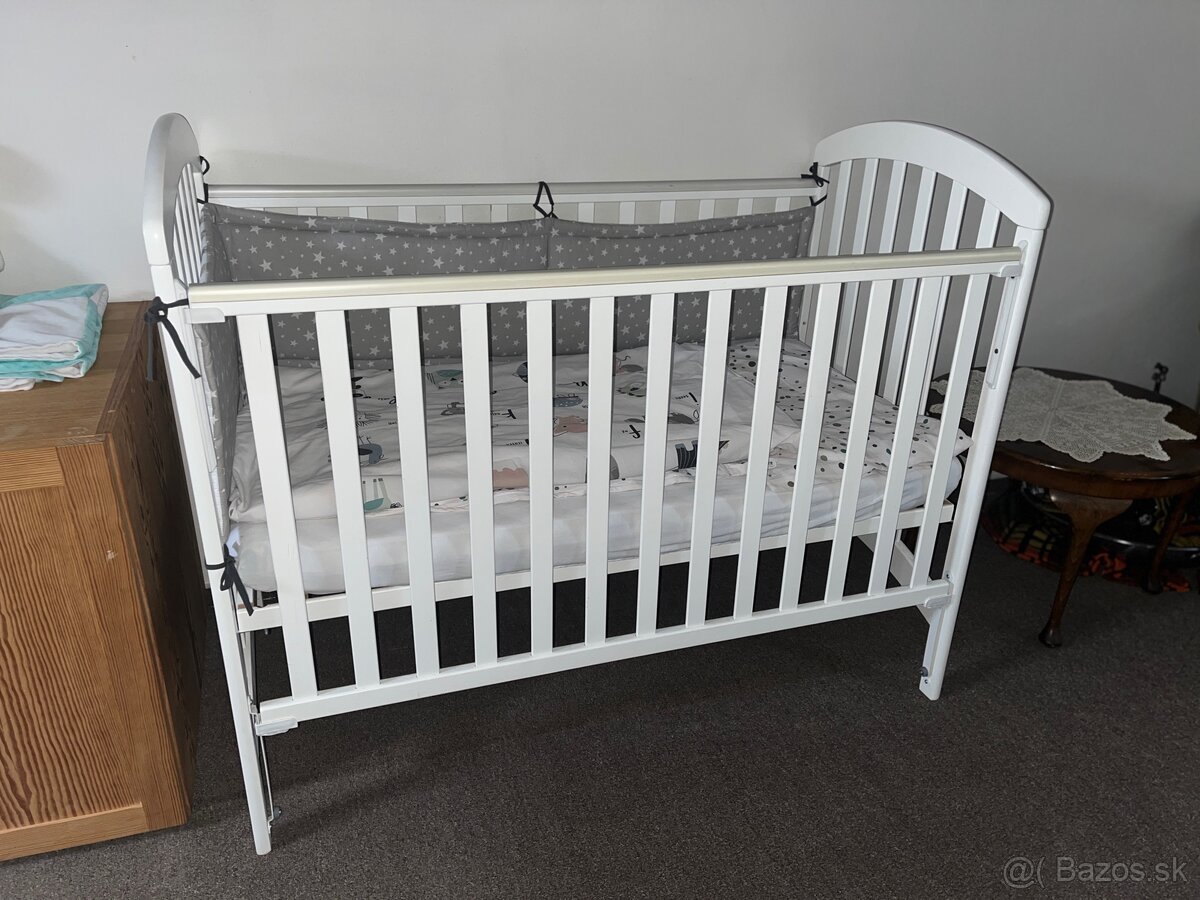 Detská postielka s matracom