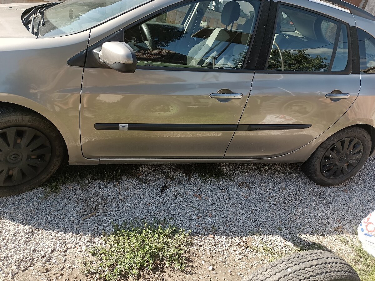 Renault Clio 3 grandtour 1.2i + LPG