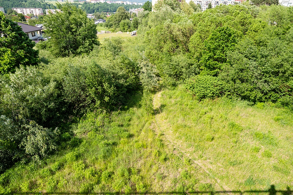 POZEMKY S INVESTIČNÝM CHARAKTEROM-ZNÍŽENÁ CENA