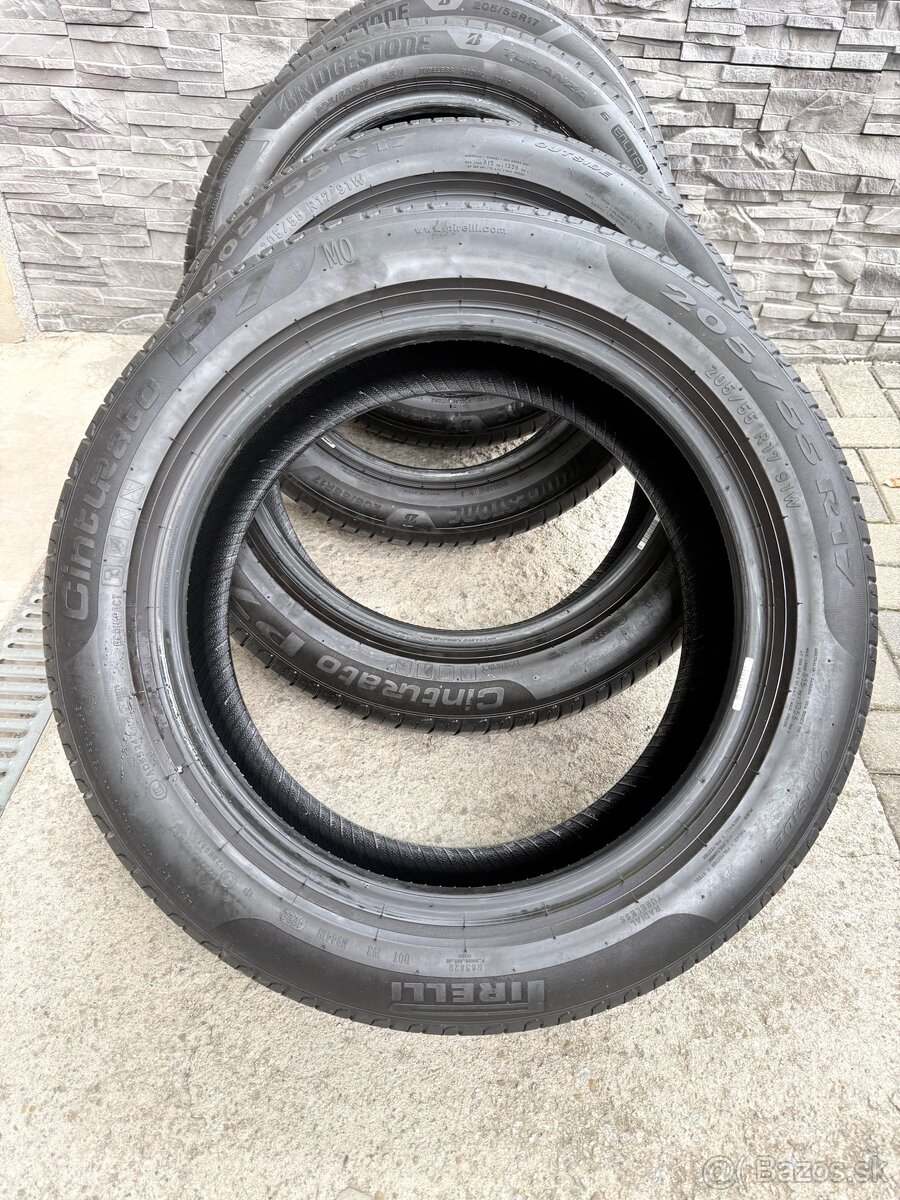 205/55 R17