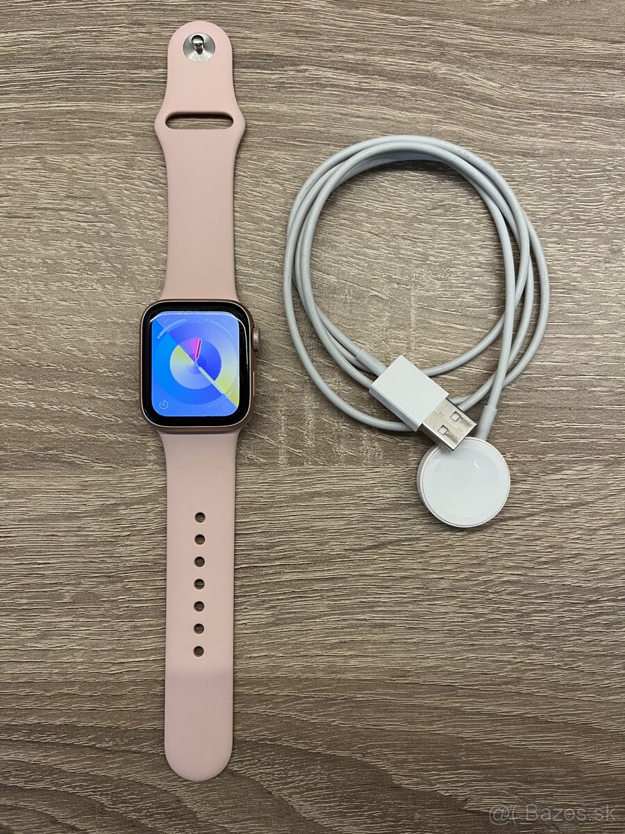 Predám Apple watch SE 40mm
