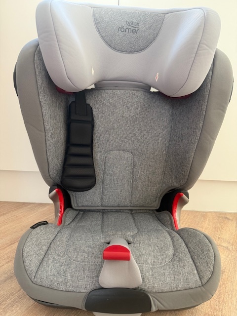 Britax Römer Kidfix II XP SICT
