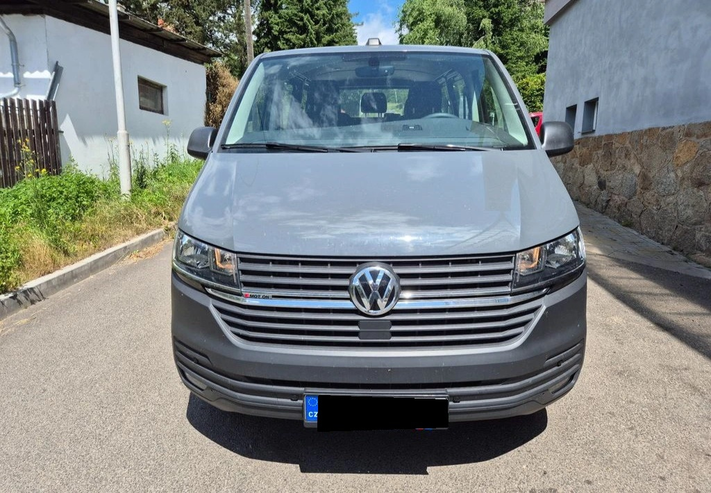 Volkswagen Transporter, Transporter 4motion,9 míst,uzá