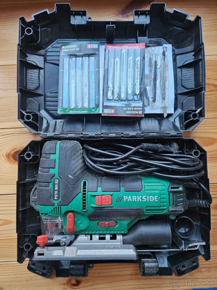 Priamočiara píla Parkside PSTK 800 B2