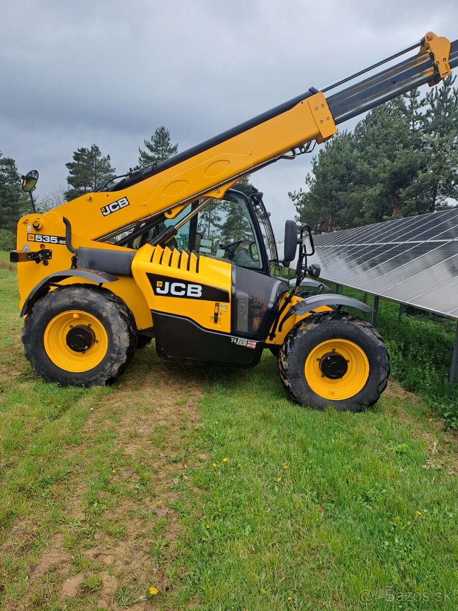 Jcb teskopicky manipulátor