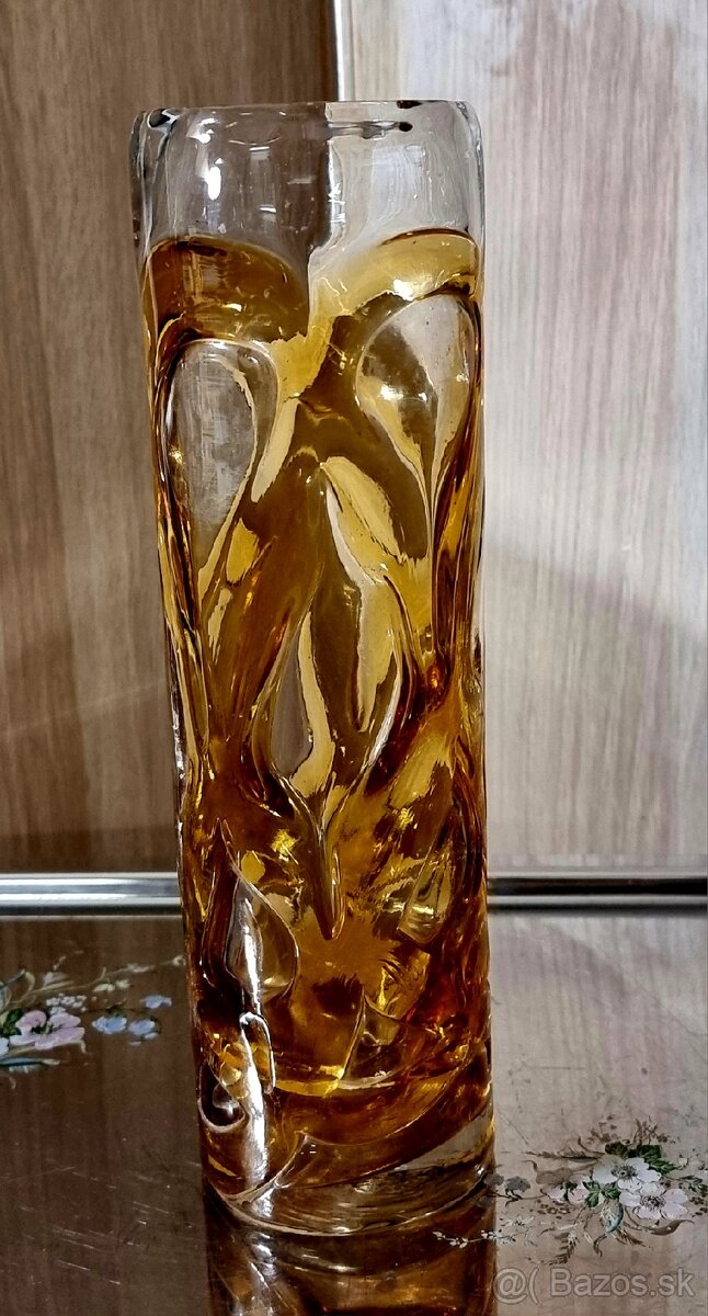 2 - Predám dizajnérsku vázu