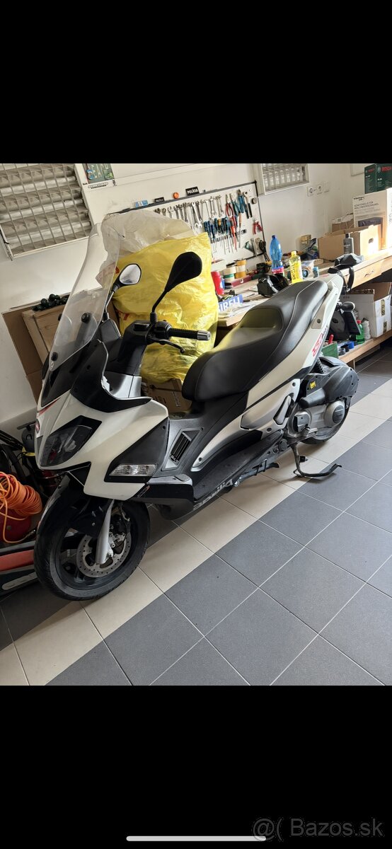 Aprilia SR 300 2014