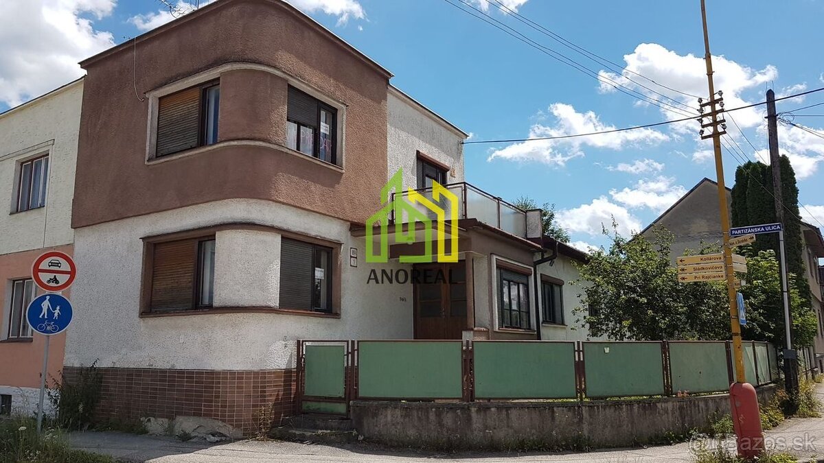 Na predaj rodinný dom, 372 M2, Rajec - blízke centrum